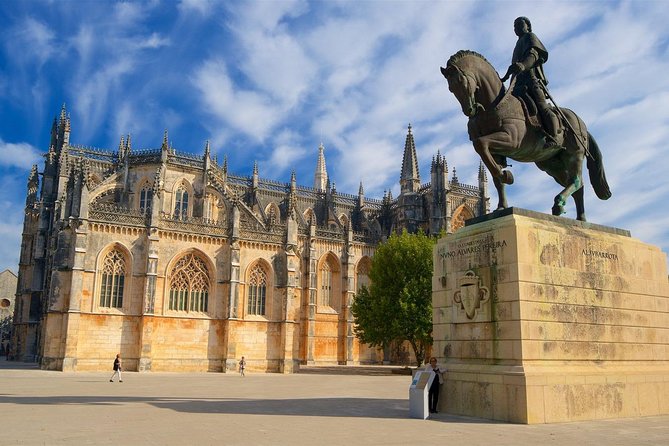 Fátima – Batalha – Nazaré – Óbidos: FAITH, HISTORY, AND BEAUTY - The Fátima sanctuary walk, and how to see it without stress