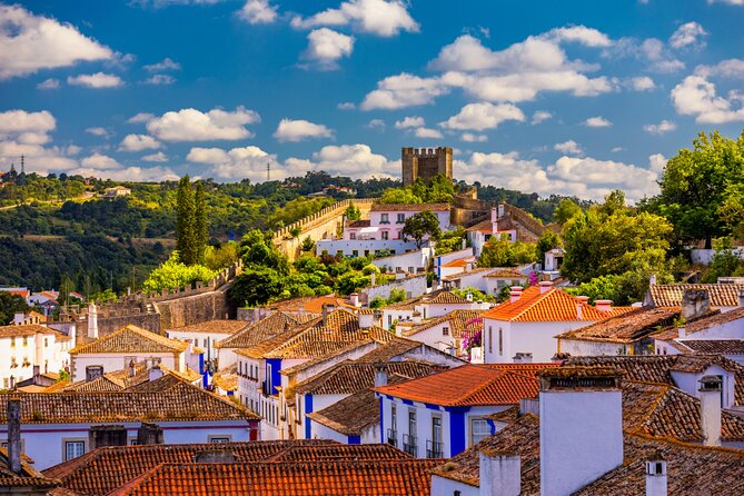 Fatima, Batalha, Nazare, Obidos Small Group Tour From Lisbon - Batalha’s Gothic Cathedral: How to Appreciate the Details Fast