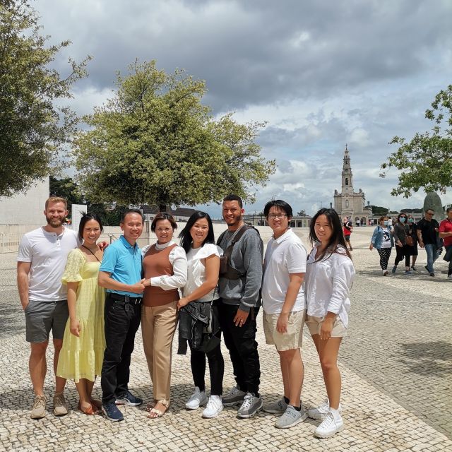 Fatima Full-Day Private Personalized Pilgrimage from Lisbon - Guide style, languages, and why the pacing feels human