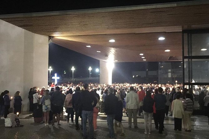 Fátima Message Private Tour with Candle Procession from Lisbon - Dinner planning and the timing shift into the evening procession