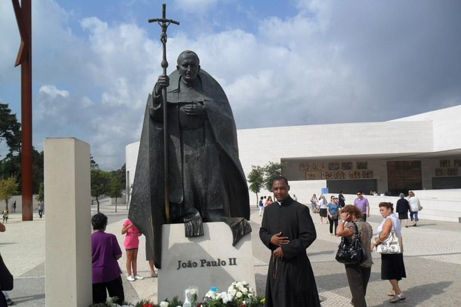 Fátima, Nazaré and Óbidos Private Tour from Lisbon - The Guide Factor: Stories You Can Actually Use