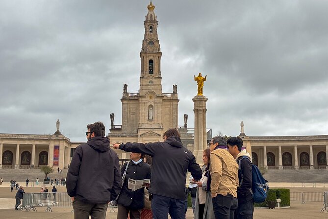 Fátima Sanctuary & Little Shepherds' Village from Lisbon - Capela das Aparições and the Rosary Basilica: Where to Look and What It Means