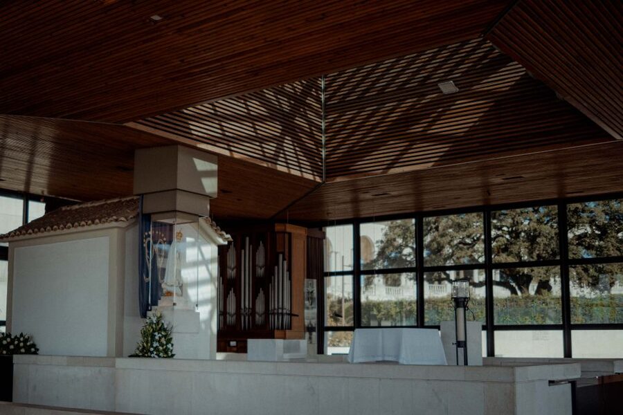 Fátima & Shepherd’s Village – Faith, History & Emotion - Fátima in one focused half-day: what 5 hours buys you