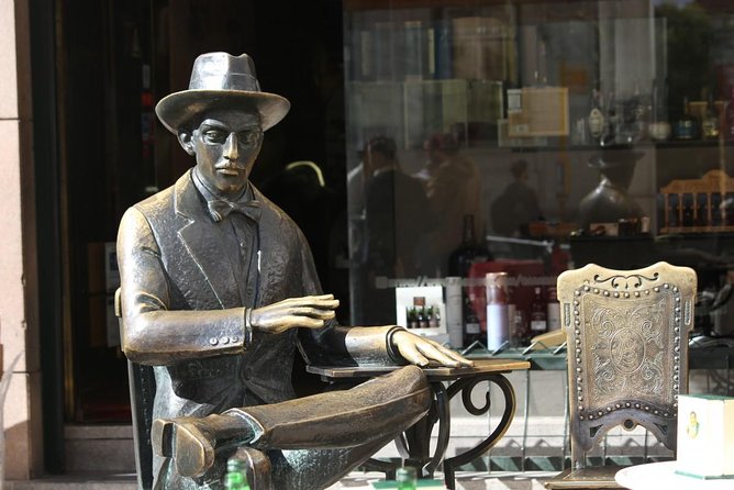 Fernando Pessoa Lisbon Walking Tour - Why Pessoa’s Lisbon Works Better on Foot