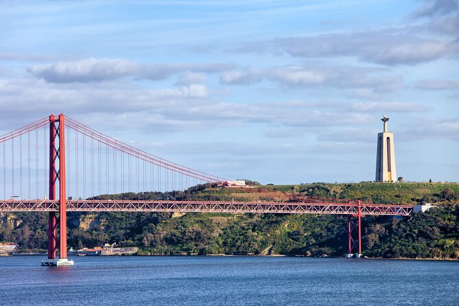 Food & Drink Private Tour in Lisbon & Cacilhas w/ Ferry Included - Cais do Sodré to Cacilhas by boat: the ferry included part that changes everything