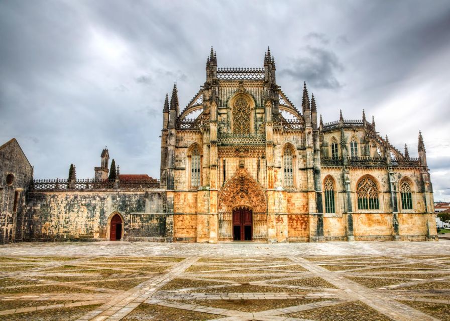 From Lisboa: Fatima, Nazare, Obidos & Batalha Full Day Tour - Booking a full-day Portugal classic from Lisbon