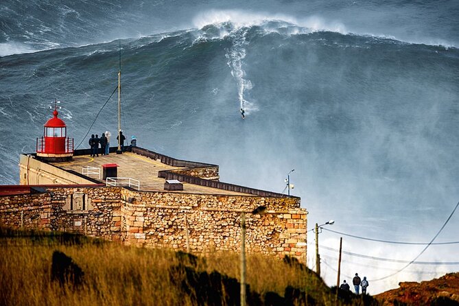 From Lisboa: Fátima, Nazaré, Óbidos & Batalha Small-Group Tour - Nazaré Lighthouse and Sitio: Big-wave views, best from the outside