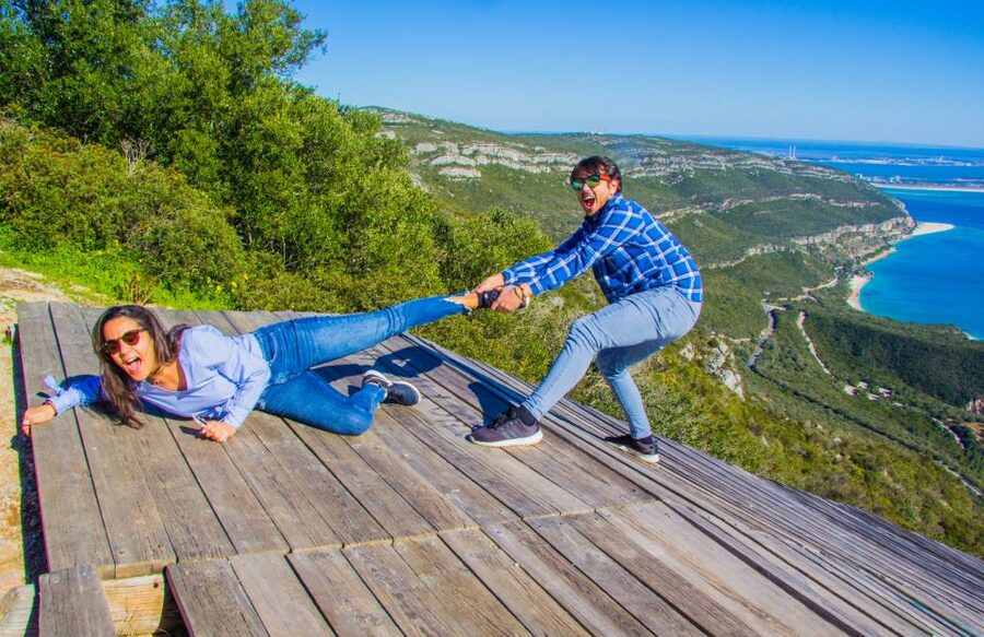 From Lisbon: Arrábida Day Tour & Wine Tasting - Catralvos winery and the Moscatel tasting: 3 wines, guided and fun