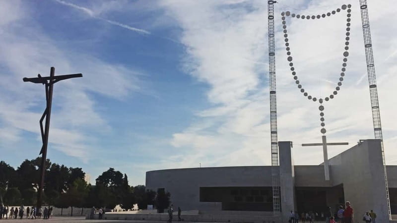 From Lisbon: Best of Fátima Half Day Tour - Should you book the Lisbon to Fátima half-day tour?
