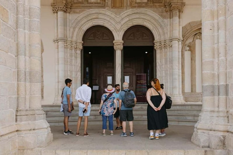 From Lisbon: Évora and Monsaraz with Regional Wine Tasting - Lunch time in Évora: where you should plan to eat and what to look for