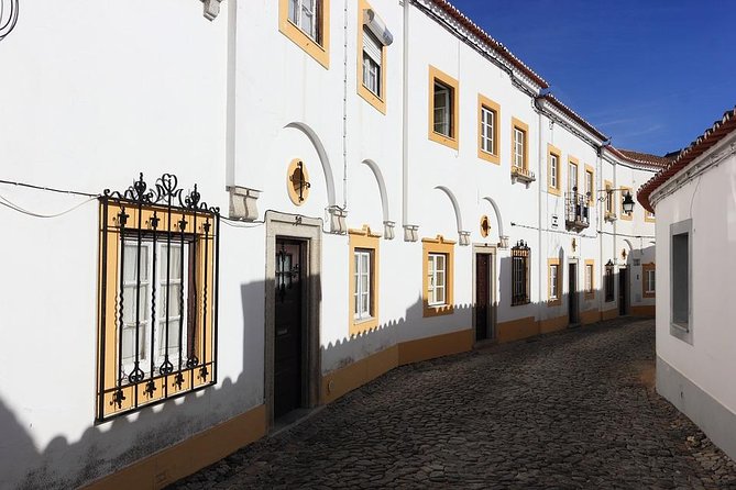 From Lisbon: Évora + Chapel of Bones + Monsaraz + Alentejo Wines - Monsaraz on Lake Alqueva: one hour on the hilltop