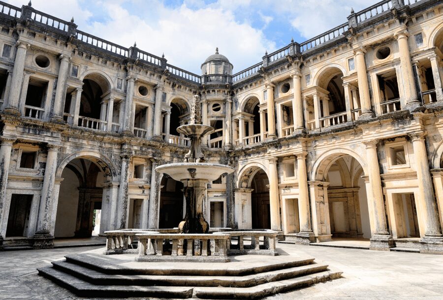 From Lisbon: Fátima, Batalha, Nazaré, and Óbidos – Small groups - Best Fit: Who Should Book This Small-Group Day Trip