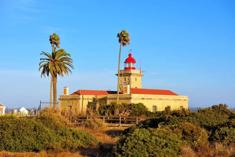 From Lisbon: Lagos & Albufeira Day Tour in the Algarve - From Rossio Square to the Algarve, how the day starts
