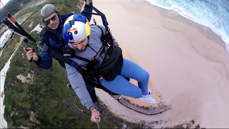 From Lisbon: Paragliding Flight with Transfers - Which Guests Will Love It Most