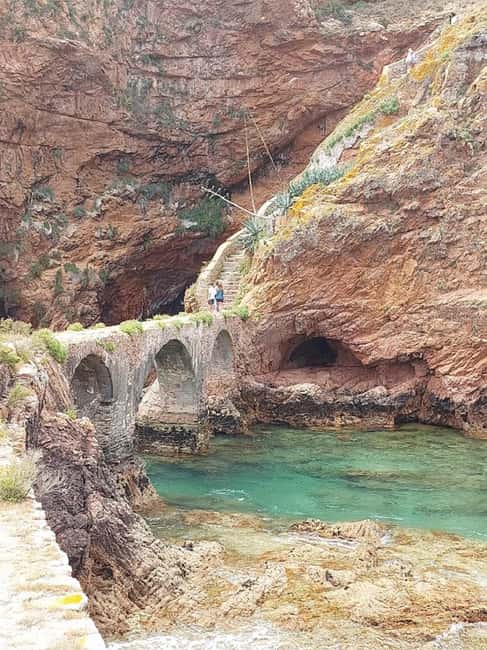 From Lisbon : Round trip to Peniche, Berlengas. - The catamaran crossing to the Berlengas Archipelago