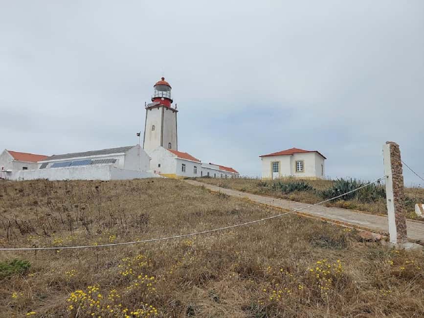 From Lisbon : Round trip to Peniche, Berlengas. - Marine life experiences: glass-bottom boat or kayak (tickets are separate)
