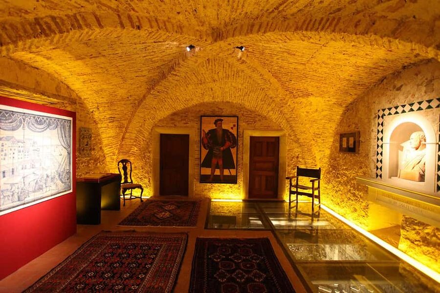 From Lisbon: Serra da Arrábida, Sesimbra, and Setúbal Wines - Sesimbra Castle: Medieval Views Over the Village and Atlantic
