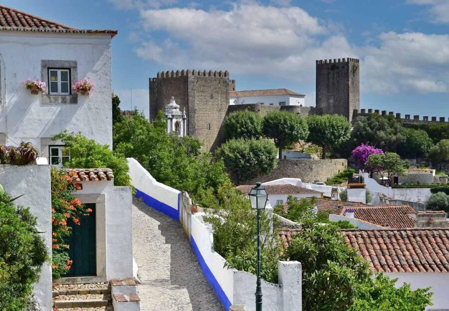 From Lisbon: Shared Tour to Fátima, Óbidos, Batalha e Nazaré - Price and Value: Why $129 Can Be Fair for a Full 7 Hours