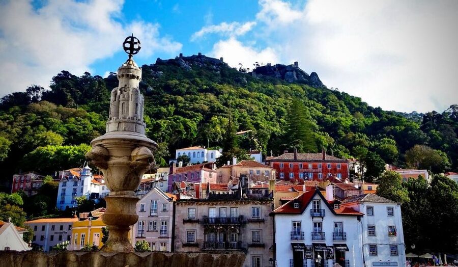 From Lisbon: Sintra and Cascais Deluxe Full-day Private Tour - Quinta da Regaleira: where the guide’s explanations pay off