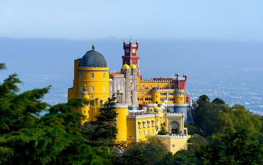 From Lisbon: Sintra and Cascais Full-Day Private Tour - Guincho Beach: the quick pause that keeps the day balanced