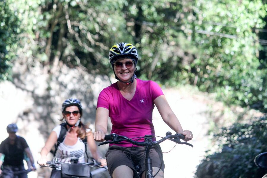 From Lisbon: Sintra to Cascais Full-Day Guided E-Bike Tour - Meeting at Largo Severa 7A, then getting your e-bike ready