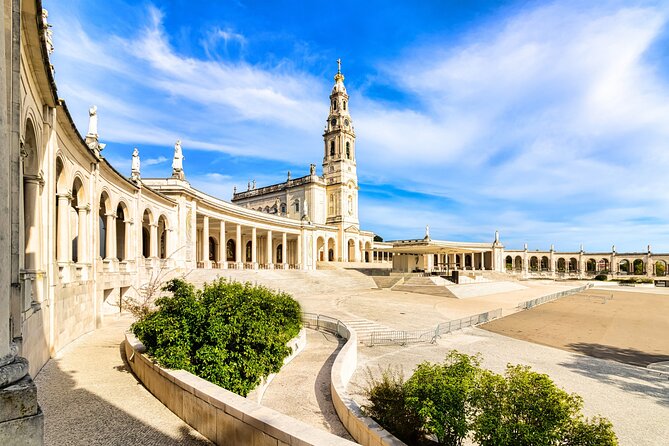 From Lisbon: Small group day tour to Fátima, Nazaré & Óbidos - Quick highlights: what you get, in plain terms