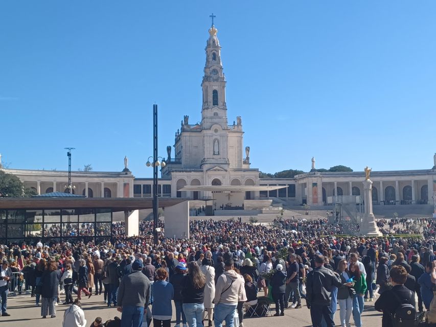 From Lisbon: Small Group Fátima & Little Shepherds Town Tour - Mass scheduling: how it can affect your pace