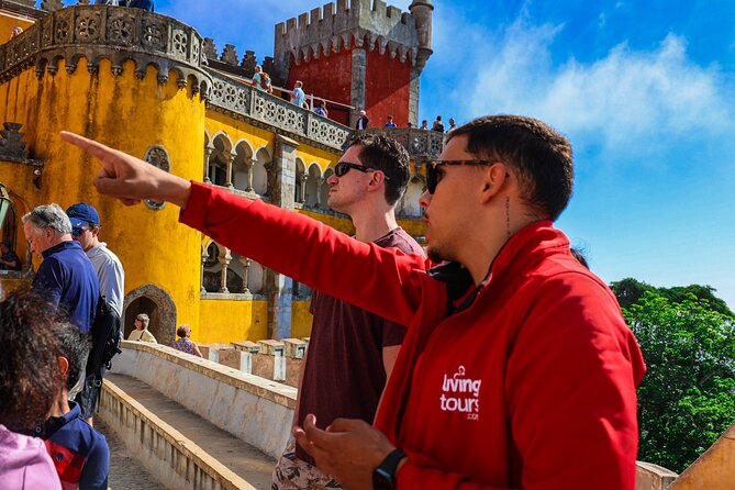 From Lisbon: Small Group to Pena Palace, Nazaré & Fátima - Nazaré at Sítio: the Atlantic is real, and so is the waiting for waves