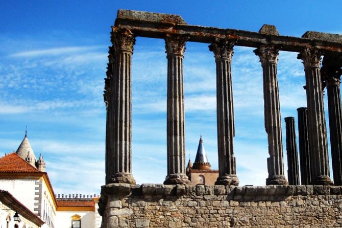 From Lisbon to Alentejo: Évora and Megaliths Full-Day Tour - Cathedral of Évora: roof views and the payoff of going up
