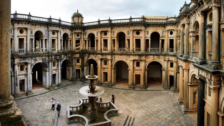 From Lisbon: Tomar, Christ Convent & Almourol Castle Tour - Key highlights you should not skip