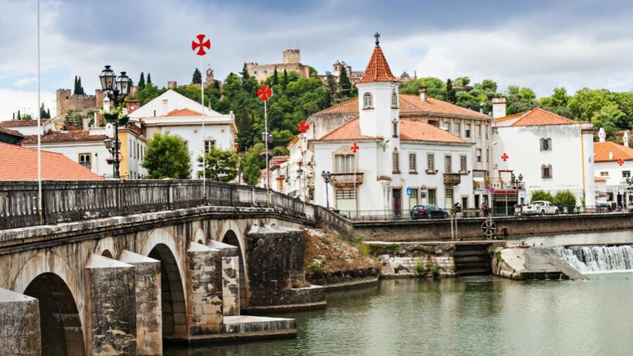 From Lisbon: Tomar, Christ Convent & Almourol Castle Tour - Transportation and comfort: van with Wi-Fi, water bottle, and lots of walking