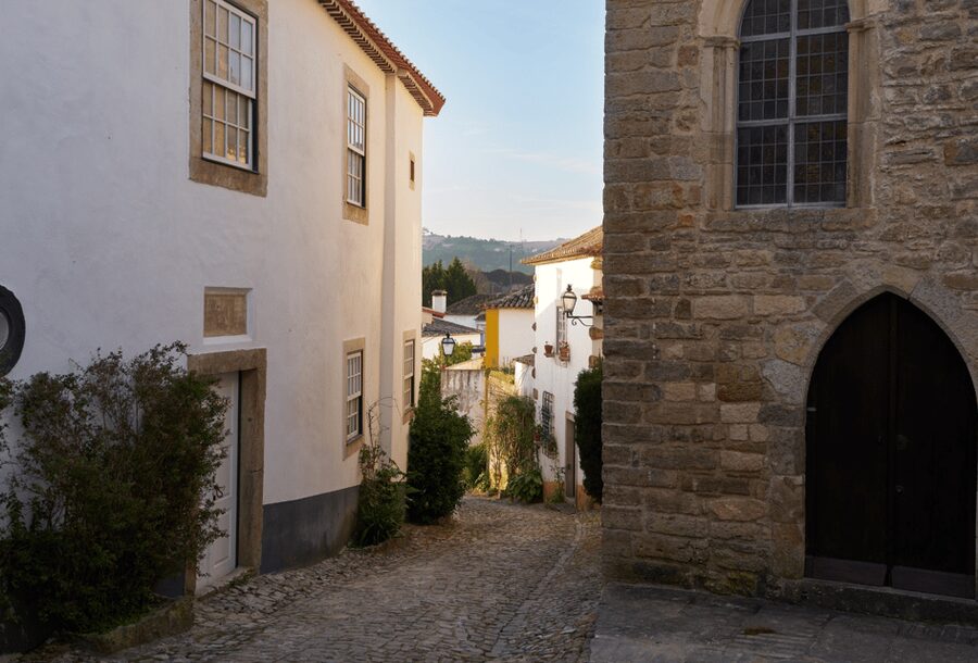 From Lisbon: Tour to Óbidos and Nazaré - Medieval Village, Ginja, and Giant Waves - Praia do Norte and the Lighthouse: the big-wave viewpoint circuit