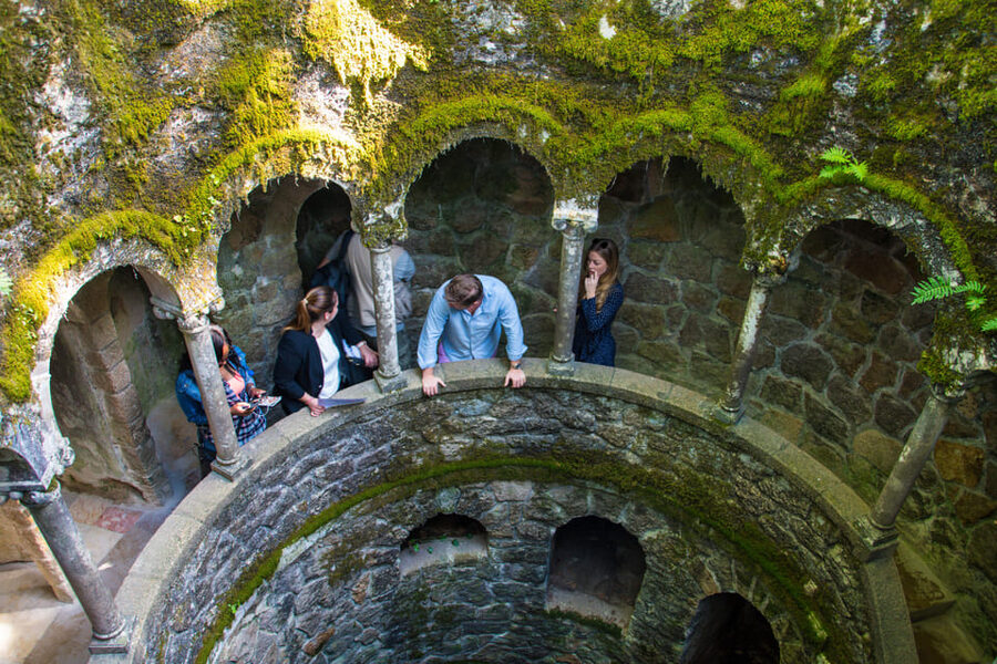 From/To Lisbon: Sintra Hop-on Hop-off Tickets + Audio Guide - The English audio guide, and when you’ll actually use it