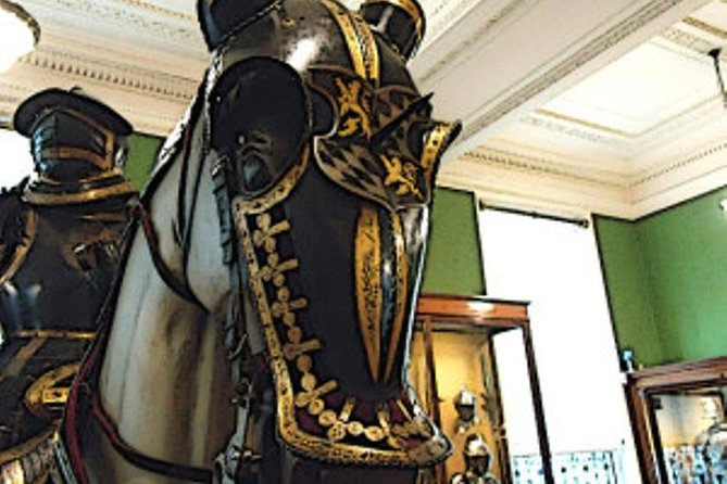 Full-Day Private Tomar, Knights Templar and Castles Tour - Largo do Pelourinho and the Aqueduct: Six Kilometers of Water Thinking