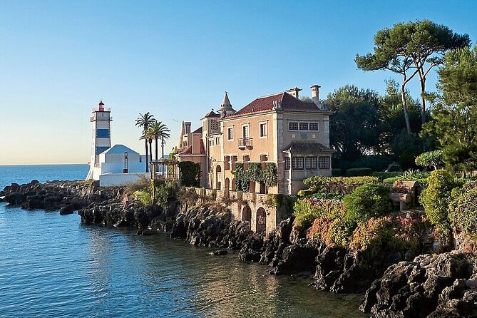 Full-Day Private Tour Sintra and Cascais with Pick Up - Sintra and Cascais old towns: the easy finale