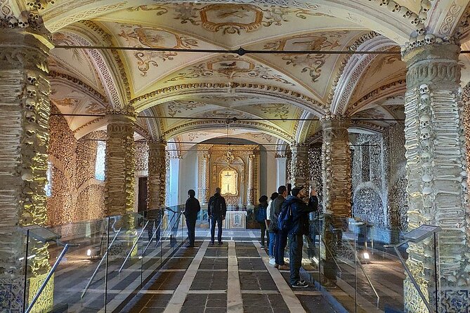 Full-Day Private Tour to Évora from Lisbon - Monsaraz castle and walls: the Alentejo view you came for