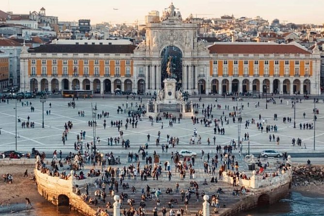 Full Day Small Group Tour in Lisbon: The Most Complete City Tour - Padrão dos Descobrimentos: a quick stop that teaches a big theme