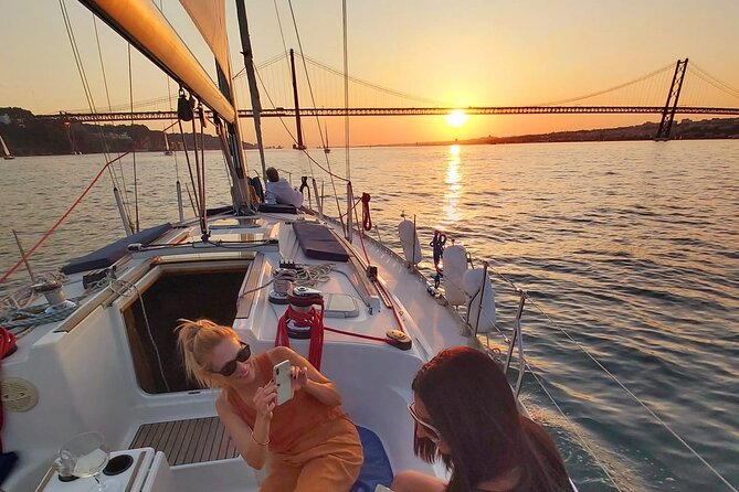 Golden Hour Boat Tour - Sailing by the Monuments with Wine - Golden hour sailing in Lisbon, morning vs afternoon
