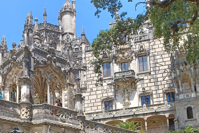 Group to Pena Palace, Sintra (pass by Regaleira) and Cascais - Cabo da Roca for 20 Minutes: The West of Continental Europe Feeling