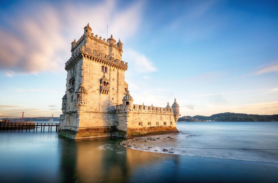 Half-Day Private Tour in Lisbon - Chiado and the central neighborhoods: style, shops, and café pauses