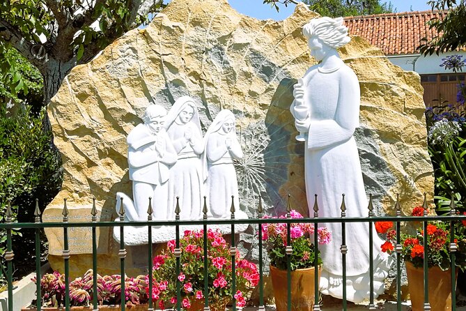 Half Day Tour from Lisbon to Fatima - Capela das Aparições and the Sanctuary of Our Lady of Fátima: the main event