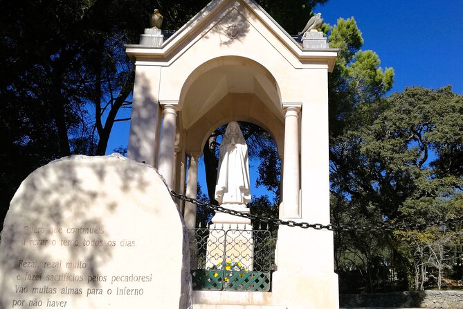 Half Day Tour from Lisbon to Fatima - Return to Lisbon: keeping the day light after emotional stops