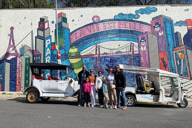 Halfday Tuk Tuk Tour Lisbon Highlights-Viewpoints-Local Stories - Ending at Praça dos Restauradores, with an easy plan for the rest of your day