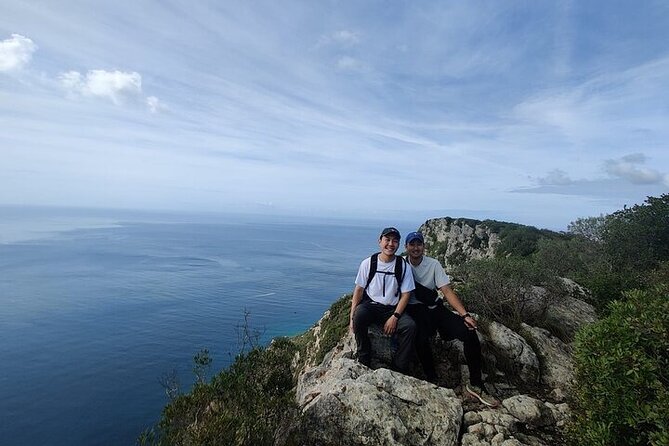 Hiking tour to the highest limestone cliff of continental Europe - The trail reality: zigzags, bushes, and uneven footing