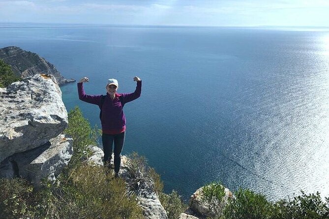 Hiking tour to the highest limestone cliff of continental Europe - Views from the highest cliff edge, and what to look for