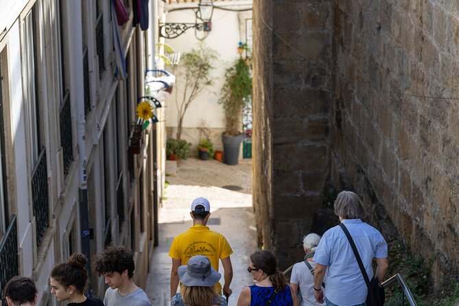 Historic Walking Tour Through Lisbon’s Oldest Neighborhood - Stop 3: Igreja de São Domingos, history you can step into