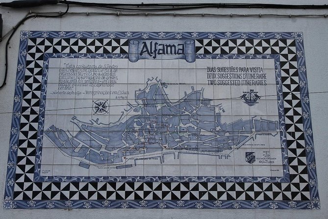 Jewish Sephardic history in Lisbon - Rossio Square and the Pedro IV column: history with visible symbols