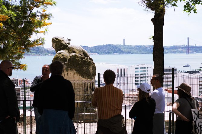 #LisboaLove Walk - Chiado: writers, art energy, and a neighborhood you will want to revisit