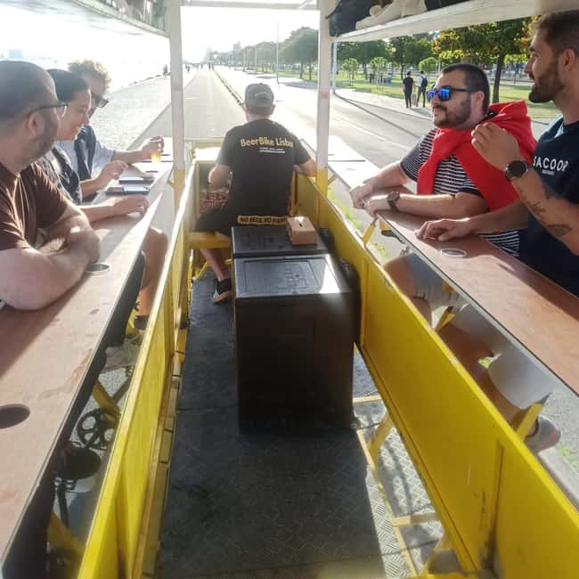Lisbon: 1-Hour Beer, Sangria or Wine Bike Sightseeing Tour - Key things to know before you book