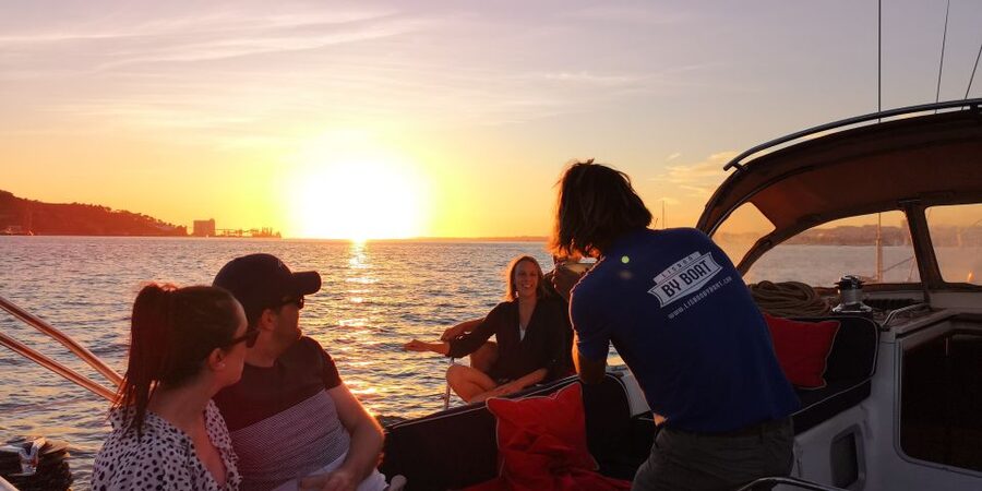 Lisbon: 2-Hour Sunset Sailing Tour on Luxury Sailing Yacht - Key highlights worth showing up early for
